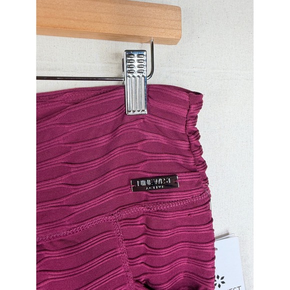 New Nine West Active Ribbed Pull On Leggings size 1X Red - Picture 3 of 8